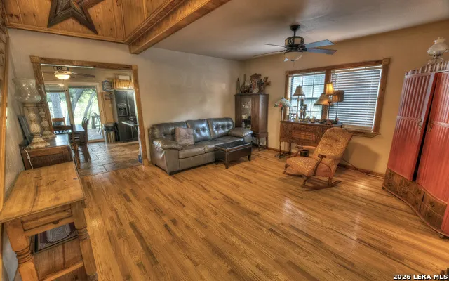 114 Trickling Creek Rd Leakey, TX 78873