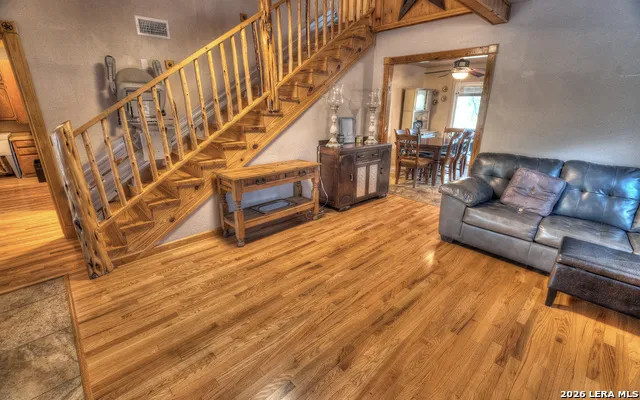 114 Trickling Creek Rd Leakey, TX 78873