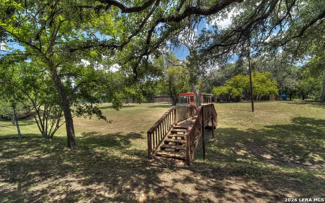 114 Trickling Creek Rd Leakey, TX 78873