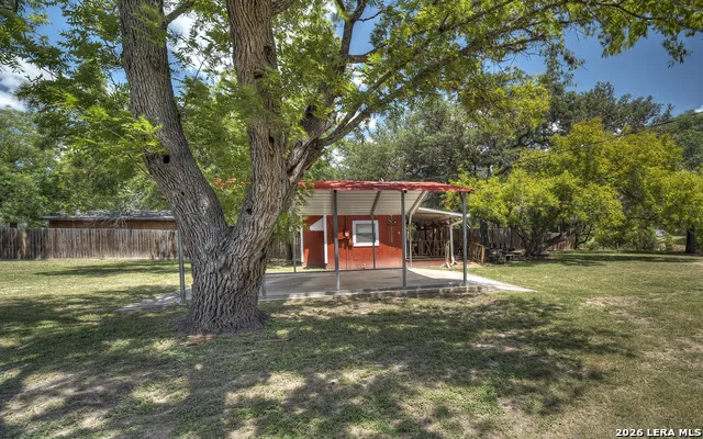 114 Trickling Creek Rd Leakey, TX 78873
