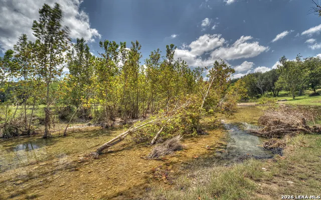114 Trickling Creek Rd Leakey, TX 78873