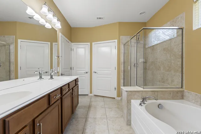 4239 Warm Winds San Antonio, TX 78253