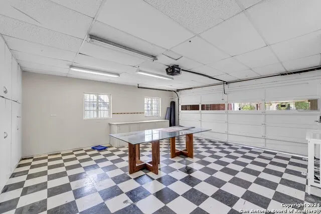 627 Cottonwood San Antonio, TX 78225