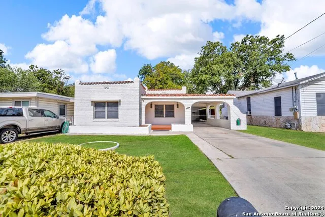 627 Cottonwood San Antonio, TX 78225