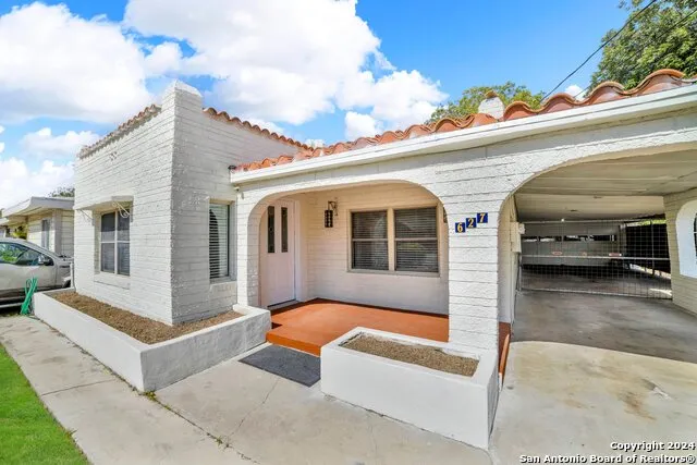 627 Cottonwood San Antonio, TX 78225