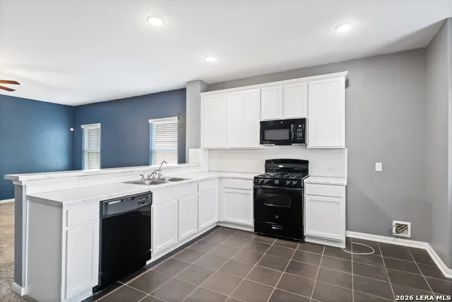 4703 Belgravia Park Converse, TX 78109