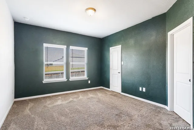 4703 Belgravia Park Converse, TX 78109
