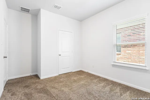 4703 Belgravia Park Converse, TX 78109