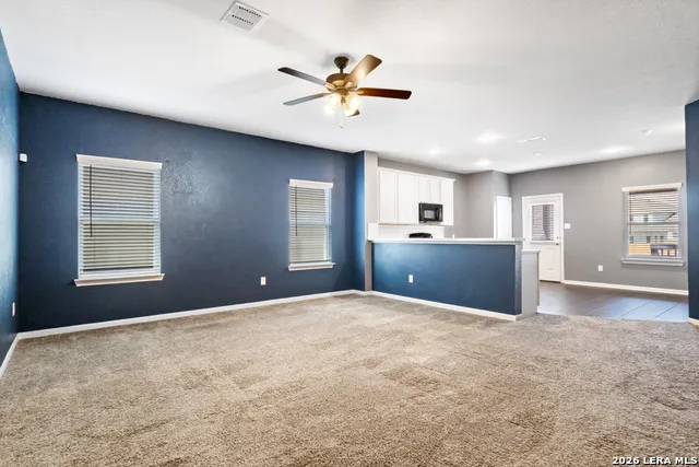 4703 Belgravia Park Converse, TX 78109