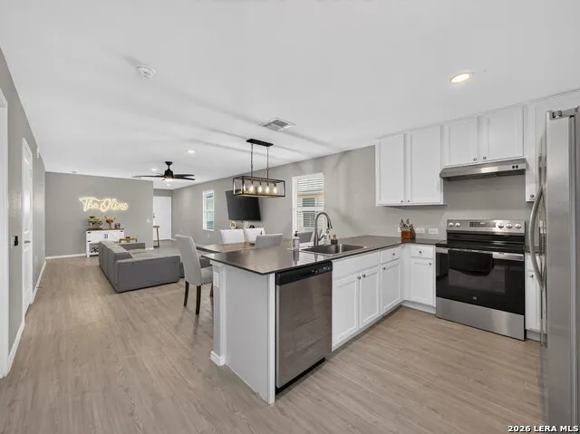13315 Dutra Rd San Antonio, TX 78221