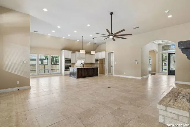 975 WILDERNESS OAKS New Braunfels, TX 78132