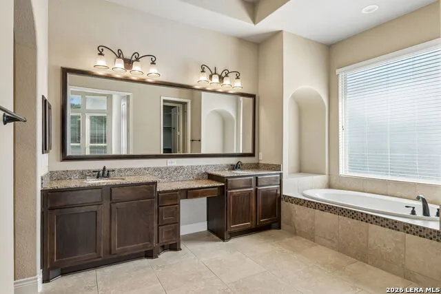 975 WILDERNESS OAKS New Braunfels, TX 78132