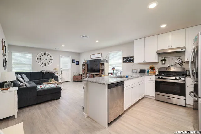 5359 FORBS LN Bulverde, TX 78163
