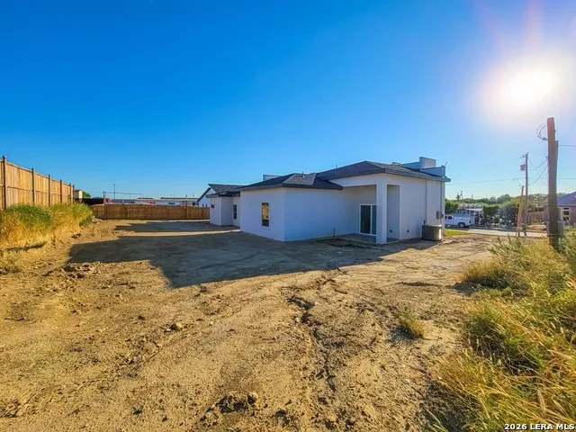 1022 Colon Lane Eagle Pass, TX 78852