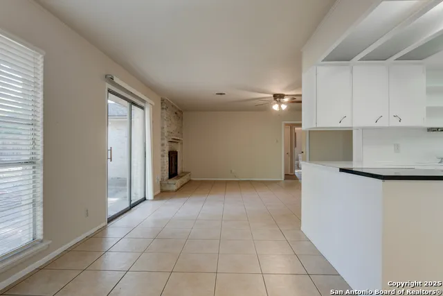 1115 HALTOWN DR San Antonio, TX 78213