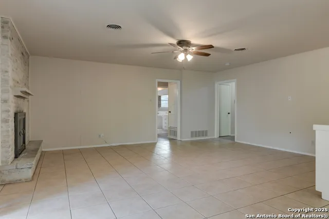 1115 HALTOWN DR San Antonio, TX 78213