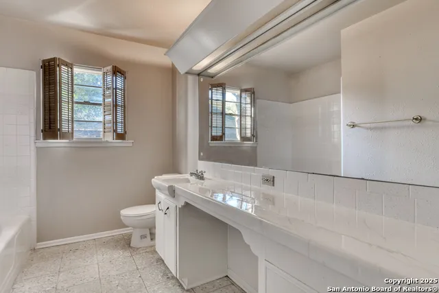 1115 HALTOWN DR San Antonio, TX 78213