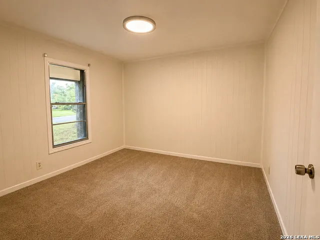959 E IRELAND ST Seguin, TX 78155
