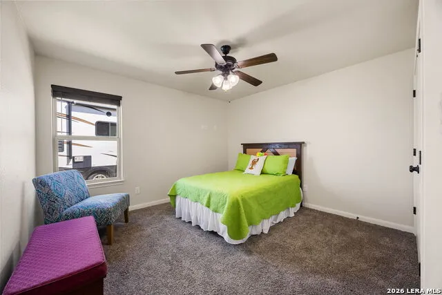 149 LAKEVIEW CIR La Vernia, TX 78121
