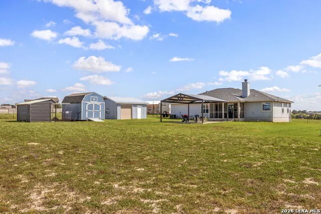 149 LAKEVIEW CIR La Vernia, TX 78121