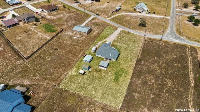 149 LAKEVIEW CIR La Vernia, TX 78121