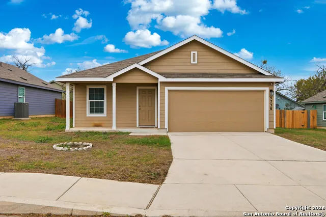 5738 Elm Valley San Antonio, TX 78242
