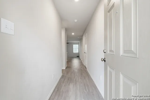5738 Elm Valley San Antonio, TX 78242