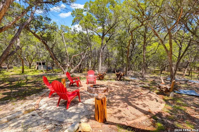 568 28th ST W Lakehills, TX 78063
