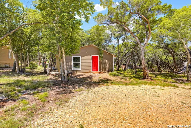 568 28th ST W Lakehills, TX 78063