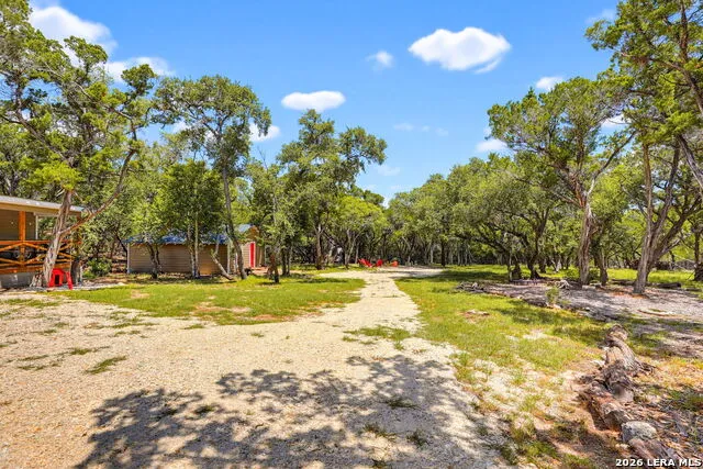 568 28th ST W Lakehills, TX 78063