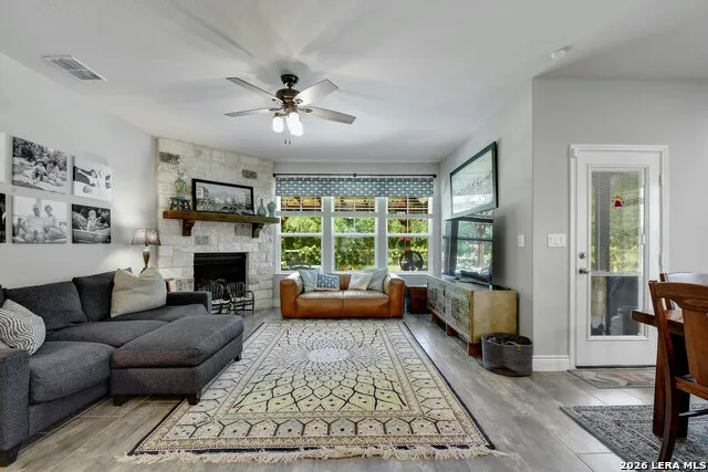 9113 Sunpool Schertz, TX 78154