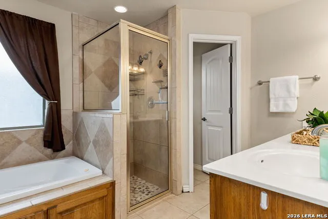 1353 HUNTERS CT Seguin, TX 78155