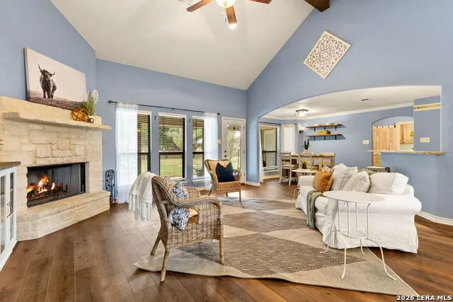 1353 HUNTERS CT Seguin, TX 78155
