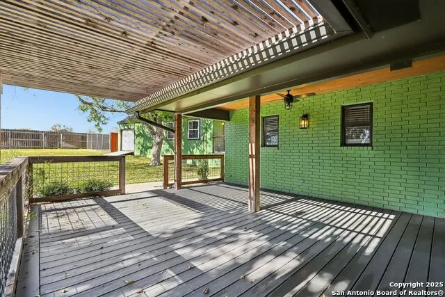 786 Renee Seguin, TX 78155