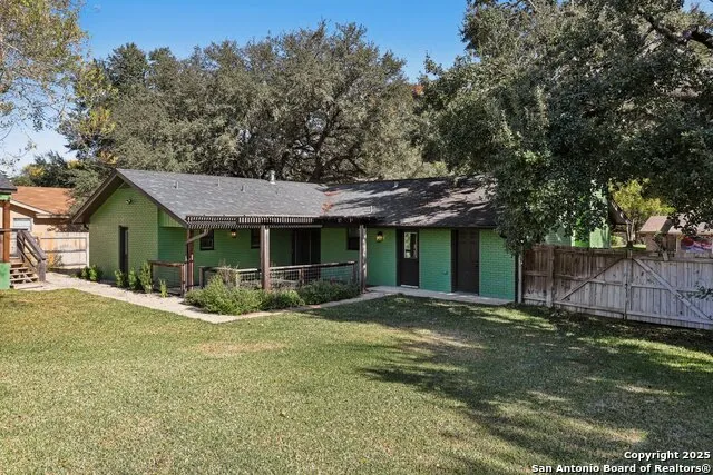 786 Renee Seguin, TX 78155