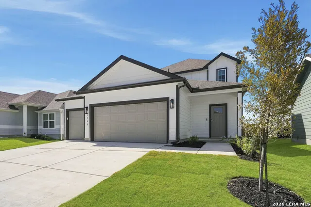 1233 Sweden Seguin, TX 78155