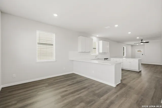 1233 Sweden Seguin, TX 78155