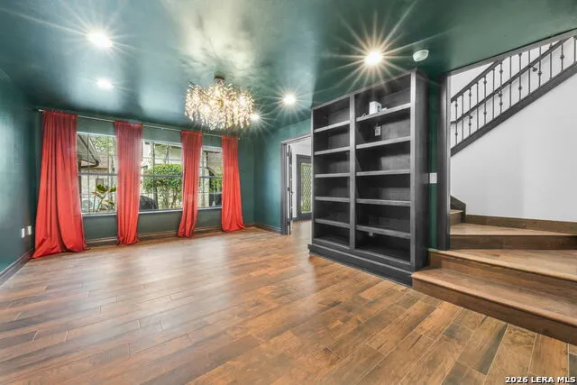 232 Meadowbrook Dr Hollywood Park, TX 78232