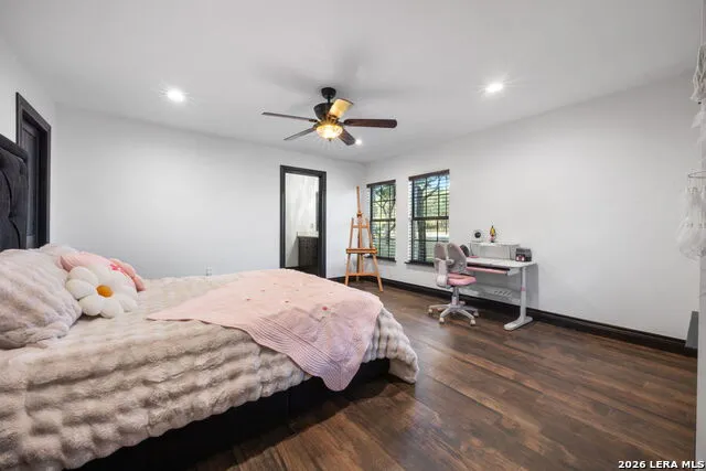 232 Meadowbrook Dr Hollywood Park, TX 78232
