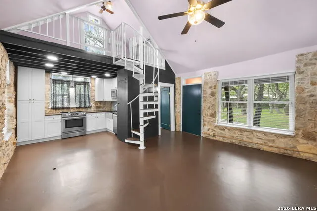232 Meadowbrook Dr Hollywood Park, TX 78232