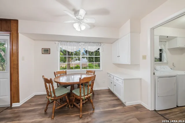 5827 GRASS HILL DR Leon Valley, TX 78238