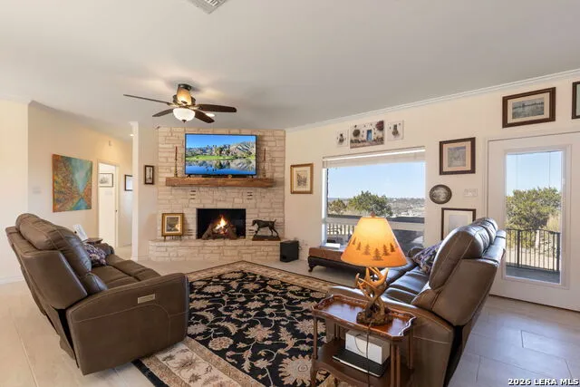1817 Summit Point Kerrville, TX 78028