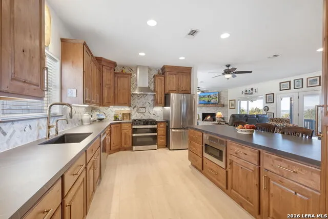 1817 Summit Point Kerrville, TX 78028
