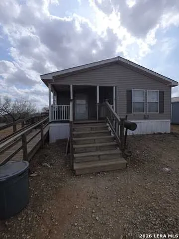 311 E Frio St