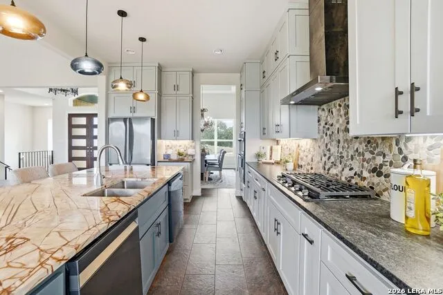 9889 Cash Mountain Helotes, TX 78023
