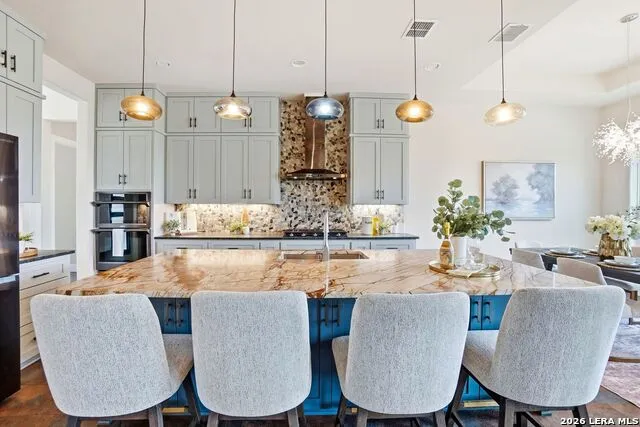 9889 Cash Mountain Helotes, TX 78023