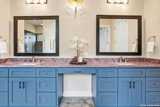 9889 Cash Mountain Helotes, TX 78023