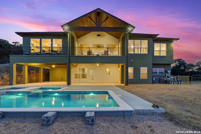 9889 Cash Mountain Helotes, TX 78023