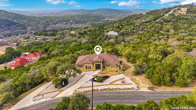 9889 Cash Mountain Helotes, TX 78023