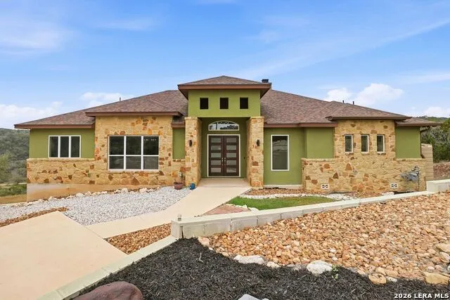 9889 Cash Mountain Helotes, TX 78023